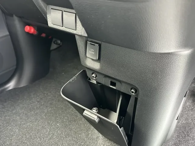 キャンバス(ダイハツ)ストライプスX UGP 純正ナビ付届出済未使用車 23