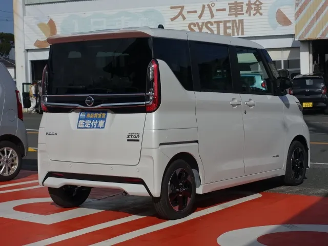 ルークス(ニッサン)ハイウェイスターX アーバンクロム 快適パックA届出済未使用車 3