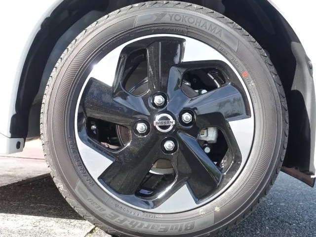 ルークス(ニッサン)ハイウェイスターX アーバンクロム 快適パックA届出済未使用車 7