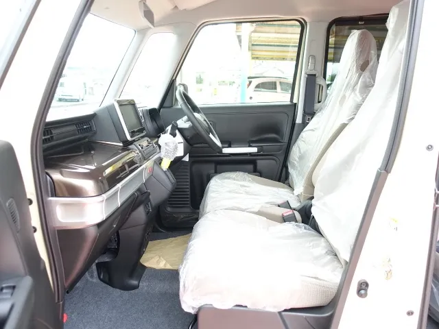 スペーシアギア(ダムド)マイスタイル ノマド フェイスチェンジキット新車見本展示有 3