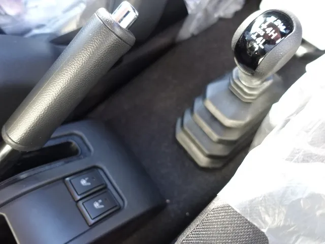 ジムニー(ダムド)XC リトルB コンプリートキット+タイヤホイールセット新車見本展示無 21