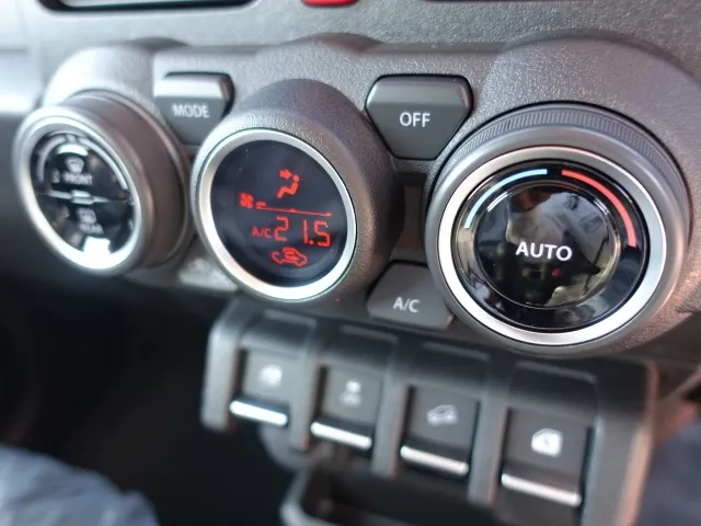 ジムニー(ダムド)XC リトルB コンプリートキット+タイヤホイールセット新車見本展示無 23