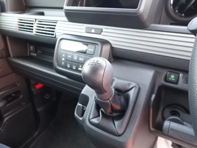 N-VAN(ホンダ)プラススタイルFUN MT届出済未使用車 21