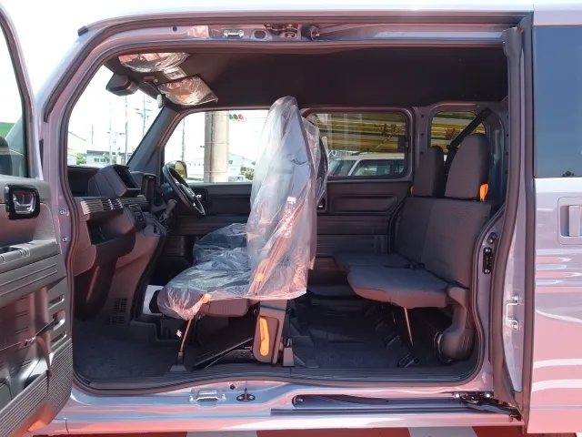 N-VAN(ホンダ)プラススタイルFUN MT届出済未使用車 5