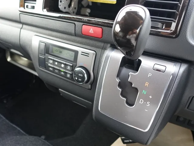 ハイエースバン(トヨタ)スーパーGL ダークプライムⅡ 両側電動スライドドア ディーゼル登録済未使用車 21