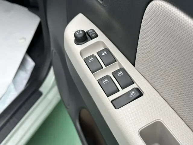 ミラトコット(ダイハツ)G-SAⅢ 純正ドアバイザー付届出済未使用車 11