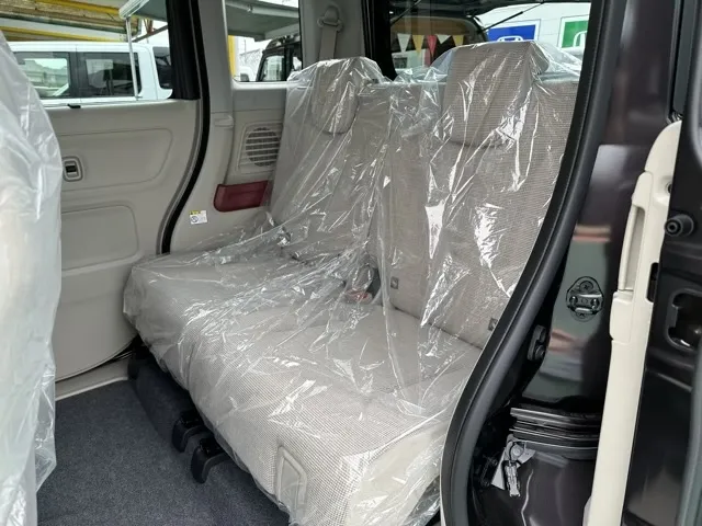 スペーシア(スズキ)ハイブリッドX　ベージュ内装届出済未使用車 4