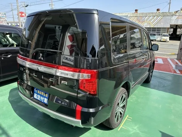 デリカD:5(三菱)Ｐ 7人 ナビ取付PKGⅡ+後席モニター取付PKG 登録済未使用車 10