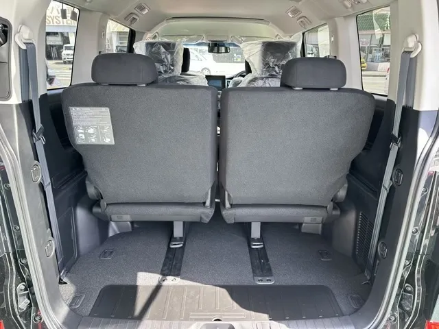 デリカD:5(三菱)Ｐ 7人 ナビ取付PKGⅡ+後席モニター取付PKG 登録済未使用車 8
