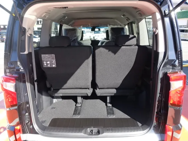 デリカD:5(三菱)Ｐ 7人 ナビ取付PKGⅡ+後席モニター取付PKG 登録済未使用車 9