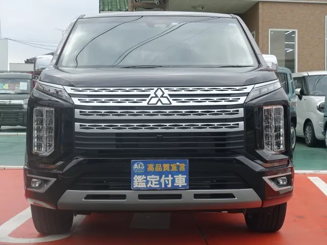 デリカD:5(三菱)Ｐ 8人 ナビ取付PKGⅡ オートステップ付登録済未使用車 27