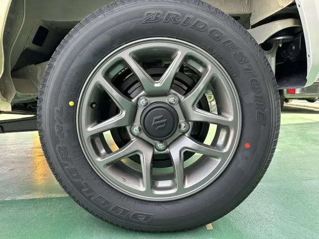 ジムニー(スズキ)XC ＡＴ車 オリジナルグリル＆バンパー登録済未使用車 8