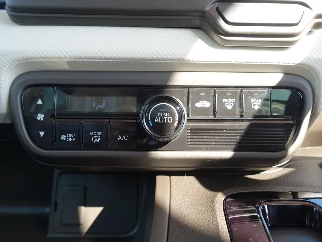 N-BOX(ホンダ)G届出済未使用車 15