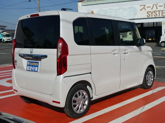 N-BOX(ホンダ)G届出済未使用車 3