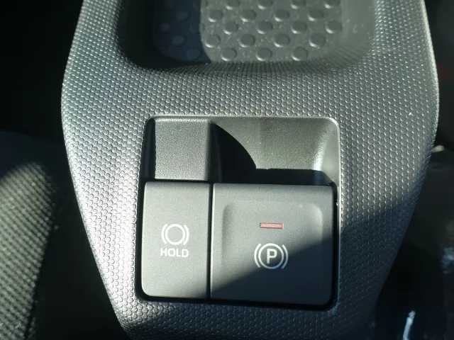 タフト(ダイハツ)X　純正ナビ付届出済未使用車 23