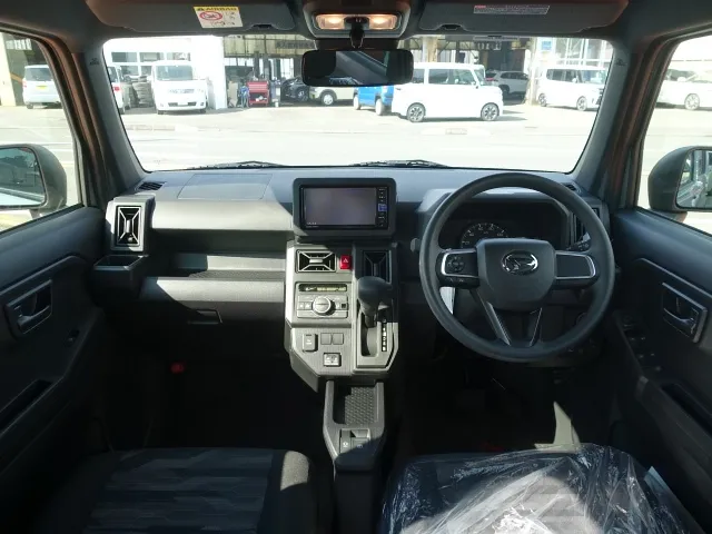 タフト(ダイハツ)X　純正ナビ付届出済未使用車 5