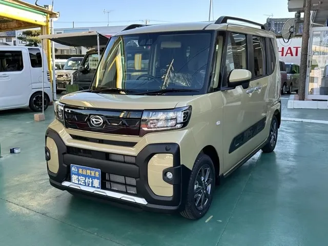タント(ダイハツ)ファンクロス パノラマUGP届出済未使用車 1