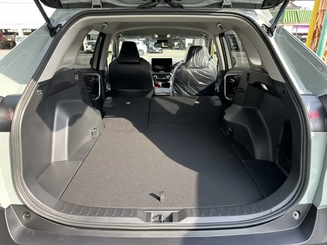ＲＡＶ４(トヨタ)アドベンチャー4WD登録済未使用車 10