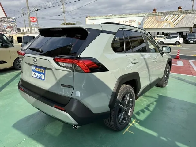 ＲＡＶ４(トヨタ)アドベンチャー4WD登録済未使用車 12