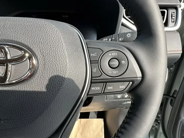 ＲＡＶ４(トヨタ)アドベンチャー4WD登録済未使用車 17