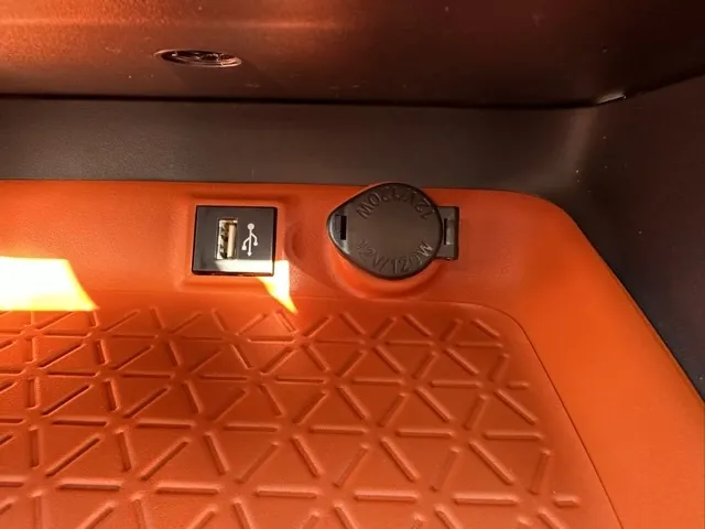 ＲＡＶ４(トヨタ)アドベンチャー4WD登録済未使用車 22