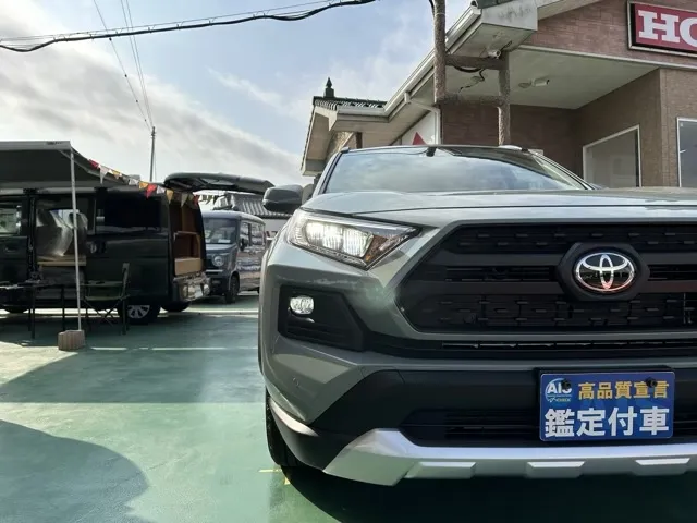 ＲＡＶ４(トヨタ)アドベンチャー4WD登録済未使用車 28