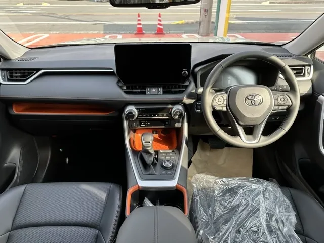 ＲＡＶ４(トヨタ)アドベンチャー4WD登録済未使用車 6