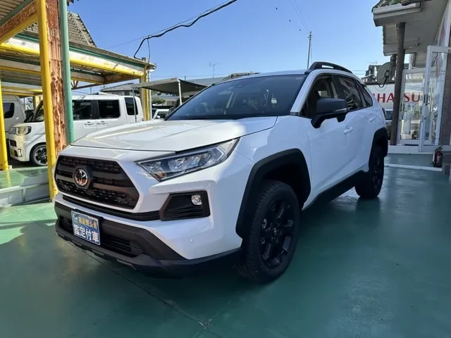 ＲＡＶ４(トヨタ)アドベンチャーオフロードＰＫＧⅡ登録済未使用車 1
