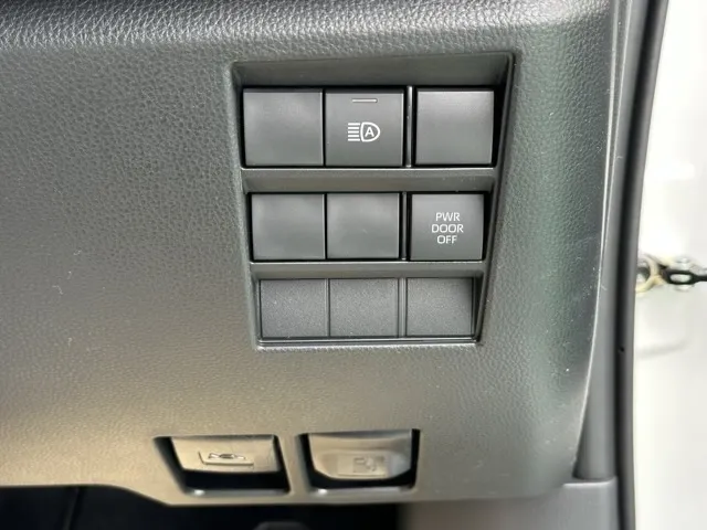 ヴォクシー(トヨタ)S-Z 7人 10.5Dオーディオ プロジェクター式LED DVD登録済未使用車 23