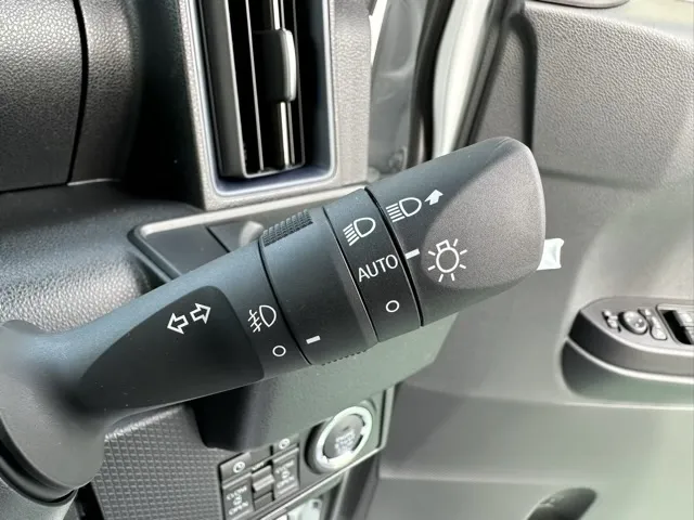 タントカスタム RS パノラマUGP 純正ドアバイザー ダイハツ 届出