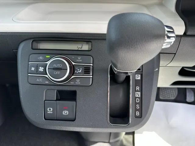 キャンバス(ダイハツ)ストライプスGターボ フロントエンブレム届出済未使用車 22