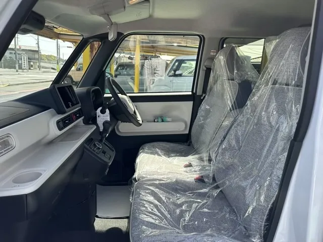 キャンバス(ダイハツ)ストライプスGターボ フロントエンブレム届出済未使用車 3