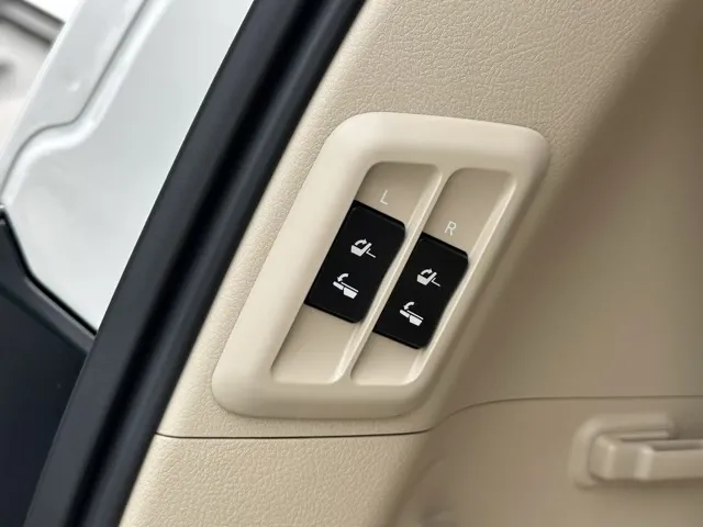ランドクルーザープラド(トヨタ)TX Lパッケージ マットブラックエディション登録済未使用車 24