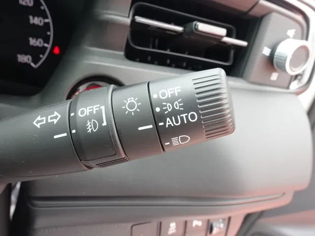 ヴェゼル(ホンダ)e：HEV　X未使用車展示無 14