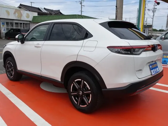 ヴェゼル(ホンダ)e：HEV　X未使用車展示無 2