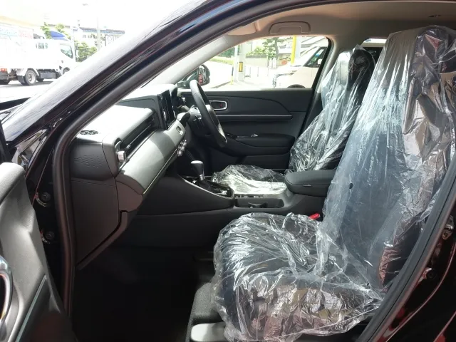 ヴェゼル(ホンダ)ｅ：ＨＥＶ Ｚ BSI 後退出庫サポートレス未使用車展示無 3