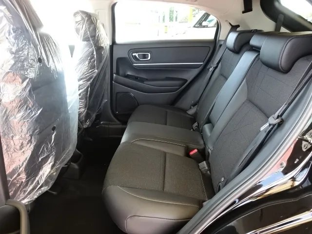 ヴェゼル(ホンダ)ｅ：ＨＥＶ Ｚ BSI 後退出庫サポートレス未使用車展示無 4