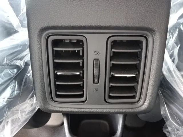 ヴェゼル(ホンダ)ｅ：ＨＥＶ Ｚ BSI 後退出庫サポートレス未使用車展示無 7