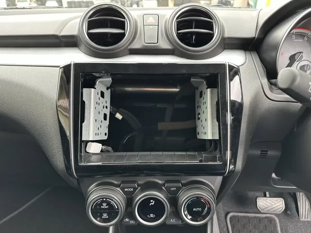 スイフト(スズキ)RSｔセーフティパッケージ 全方位カメラ中古車 16