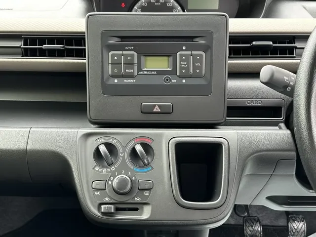 ワゴンＲ(スズキ)５速ＭＴディーラ-試乗車 10