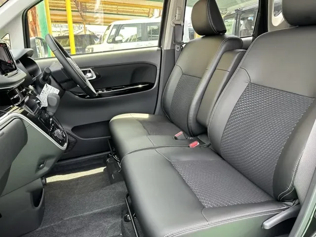 ムーヴ(ダイハツ)RSハイパーリミテッドSAⅢ届出済未使用車 3