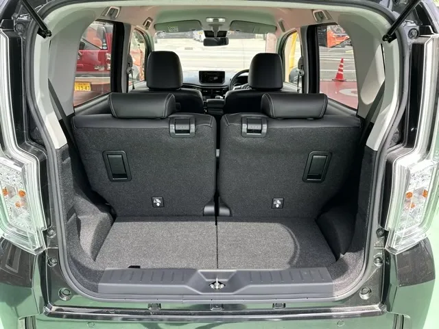 ムーヴ(ダイハツ)RSハイパーリミテッドSAⅢ届出済未使用車 7