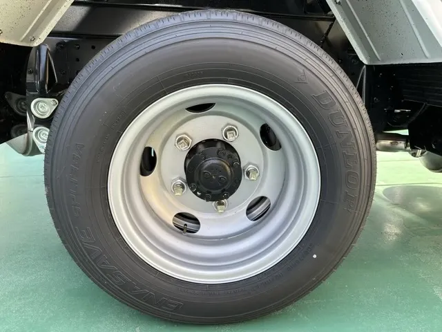 キャンター(三菱)三転ダンプ ３ｔ登録済未使用車 12
