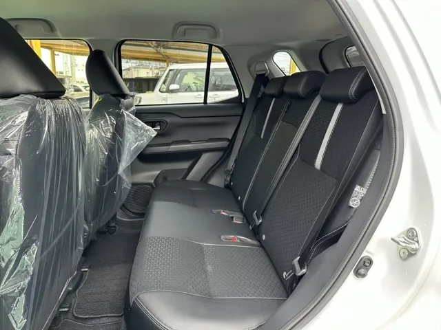 ロッキー(ダイハツ)プレミアムG UGP登録済未使用車 4