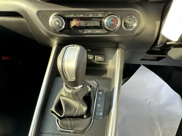 ロッキー(ダイハツ)プレミアムG UGP登録済未使用車 17
