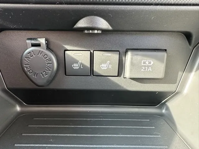 ロッキー(ダイハツ)プレミアムG UGP登録済未使用車 18