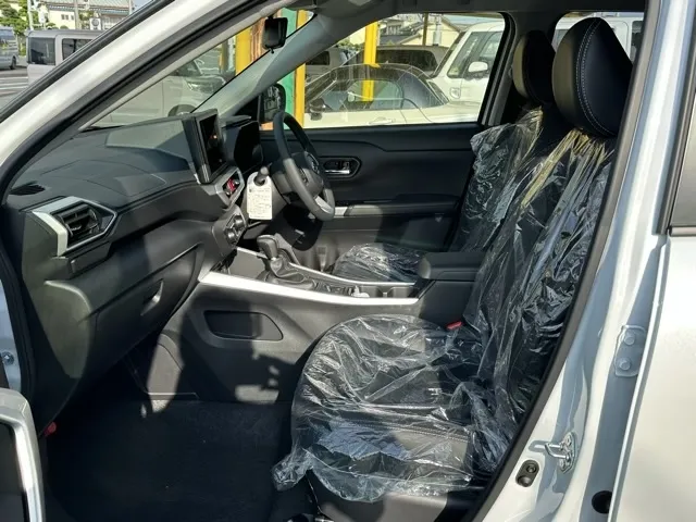 ロッキー(ダイハツ)プレミアムG UGP登録済未使用車 3