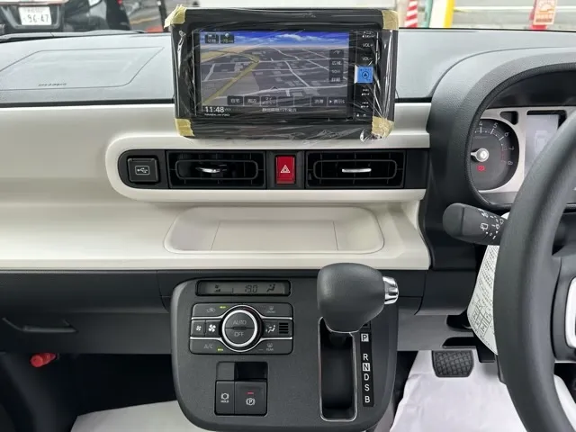 ムーヴキャンバス ストライプスGターボ 純正ナビ付 ダイハツ 届出済未