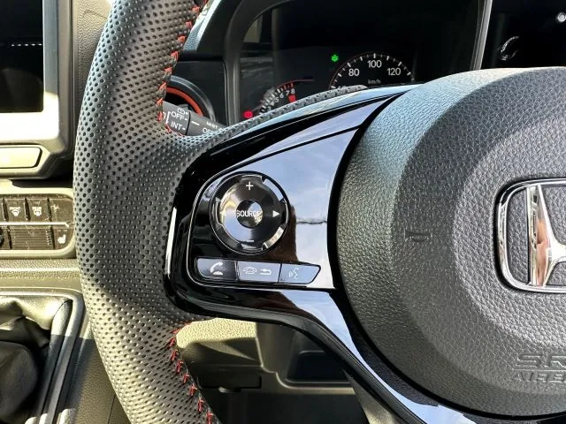 N-ONE(ホンダ)ＲＳ ６ＭＴディーラ-試乗車 17