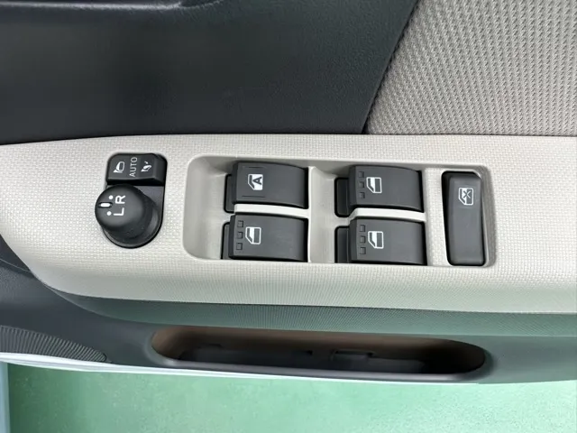 ミラトコット(ダイハツ)G-SAⅢ 純正ドアバイザー付届出済未使用車 10